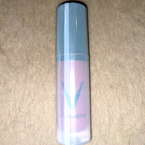 Makeup Bundle with full size pallet - Picture 2 of 5